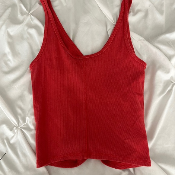 Red Ruched Tank Top - Picture 3 of 3